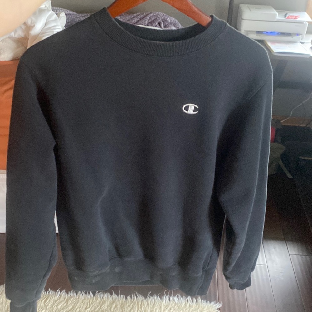 Champion black crew neck sweatshirt